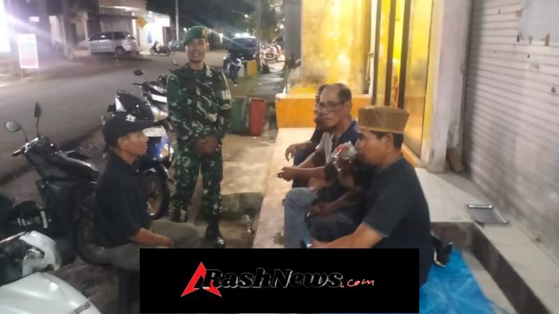 TNI Gelar Patroli Malam di Taliwang, Imbau Warga Jaga Keamanan