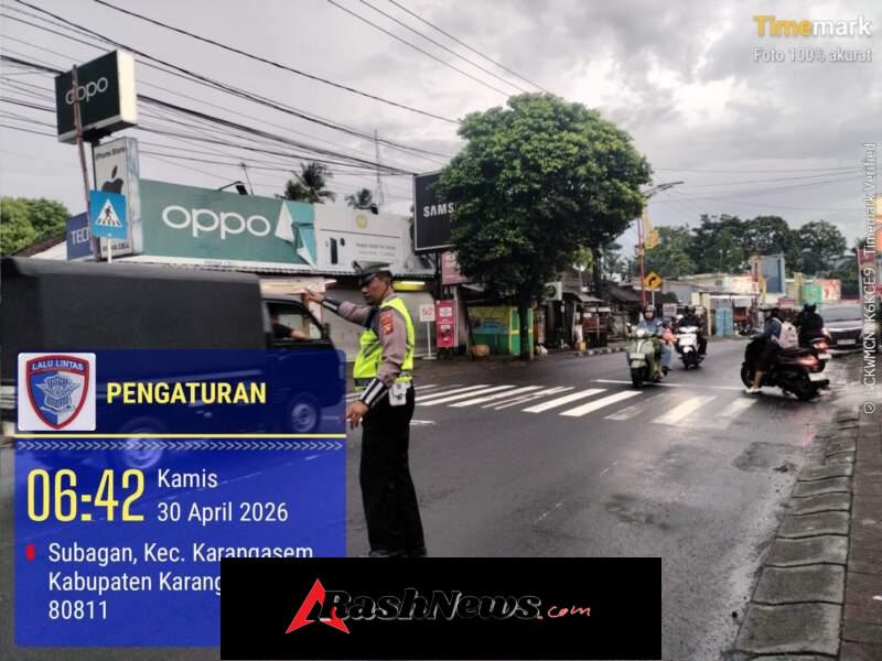Anggota Lantas Polres Karangasem Laksanakan Gatur Pagi di Simpang Tiga BTN Taman Asri Karangasem