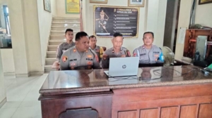 Personel Polsek Seltim Ikuti Pembinaan Rohani Hindu Terpadu Secara Daring