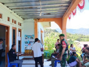 Distribusi Bansos di Komodo Berjalan Lancar Berkat Sinergi TNI dan Pemerintah