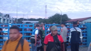 Kedatangan Kapal PELNI di Lewoleba Dipantau Ketat oleh Babinsa