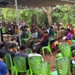 Kehadiran Satgas Pamtas Yonarhanud 2 Kostrad Beri Bantuan Warga Berduka