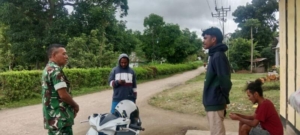 Kehadiran Babinsa di Tengah Warga Kefa Tengah Jadi Wujud Nyata Kedekatan TNI dengan Masyarakat