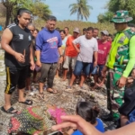 Babinsa dan Aparat Kepolisian Lakukan Pemantauan Lokasi Penemuan Jenazah di Laut Kuli