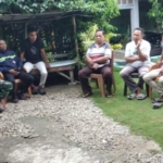 Babinsa Kupang Hadiri Rapat Antisipasi Pencurian Ternak Warga Malam
