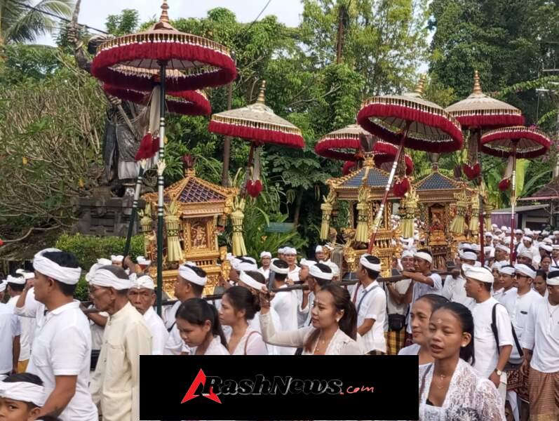 Dari Tengkulak Menuju Samuan Tiga, Pengabdian Babinsa Mengawal Setiap Langkah Adat