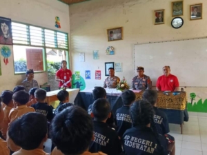 Polsek Ubud Sosialisasikan Bahaya Bullying dan Perundungan di SD Negeri 1 Kedewatan