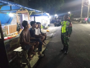 Menjaga Wilayah Tetap Kondusif, Koramil Moyo Hilir Aktif Patroli Malam  ‎