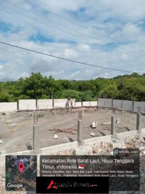 Koptu Yoseph Gunawan Seran Monitoring Pemasangan Batako dan Pengecoran Tiang Koperasi
