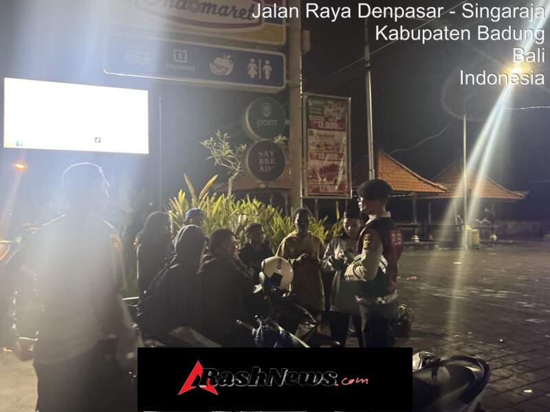 Blue light Patrol Polsek Mengwi Antisipasi Balapan Liar dan Gangguan Kamtibmas di Jalur Utara