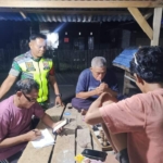 Babinsa Koramil Hu’u Gencarkan Patroli Malam Bersama Pemuda di Desa Jala