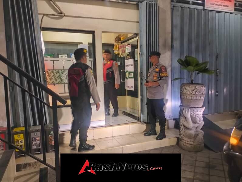 Patroli Harkamtibmas Malam Hari, Samapta Polsek Abiansemal Sambangi Perbankan & Jalur Sepi