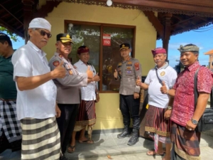 Polres Badung Gelar Safari Kamtibmas Wirasa di Munggu, Warga Diajak Jaga Keamanan dan Kebersihan Pantai