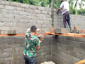 Didukung Penuh Oleh Warga, Satgas TMMD Kodim 1623/Karangasem Percepat Progres RTLH.
