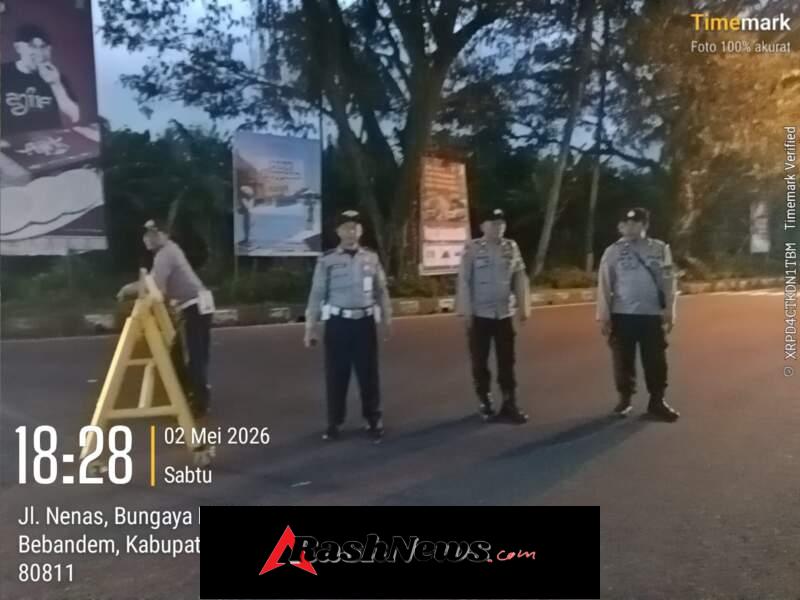 Jaga Stabilitas Keamanan Akhir Pekan, Personel Polsek Bebandem dan Dishub Karangasem Siaga di Jalur Veteran Barat