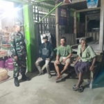 Patroli Malam Koramil 1628-04/Poto Tano, Warga Diimbau Tingkatkan Kewaspadaan