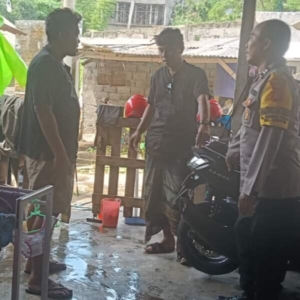 Bhabinkamtibmas Desa Kesiman Petilan Laksanakan DDS, Sampaikan Pesan Kamtibmas