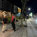 Polsek Kuta Utara Gelar Patroli Sambangi Kompleks Villa dan Hotel di Jalan Batu Mejan Canggu.