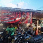 Sambang dan Ngopi Bareng Warga, Bhabinkamtibmas Kesiman Serap Aspirasi dan Perkuat Harkamtibmas