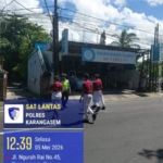 Tingkatkan Keselamatan Pelajar, Satlantas Polres Karangasem Rutin Sebrangkan Siswa SMA N 1 Amlapura