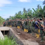 Usai Apel Gabungan, Satgas TMMD Ke-128 Tancap Gas Kerjakan Talut
