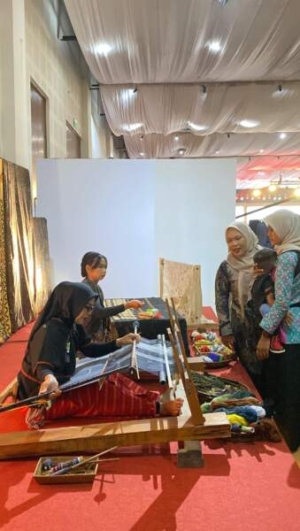UMKM Persit Rem 162 Udayana Tampil di Panggung Nasional