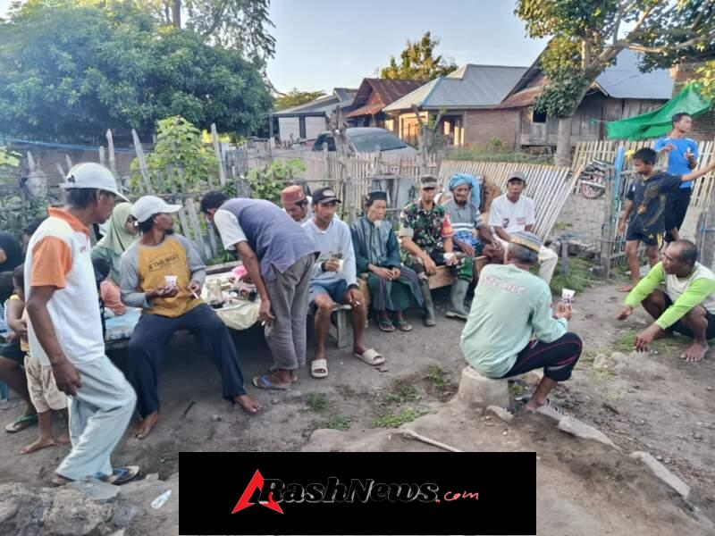 Babinsa Koramil 1614-04/Kilo Kodim 1614/Dompu Dampingi Warga Bahas Hasil Pertanian