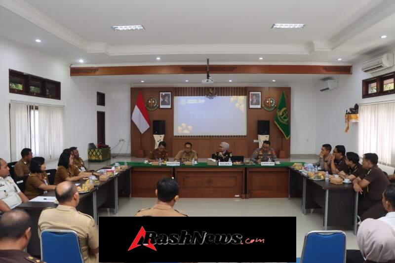 Optimalkan Pelayanan Publik, Kapolres Karangasem Hadiri Rakor Bazar Pelayanan HUT Kejaksaan ke-75