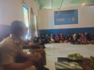 Serka Akbar Dukung Edukasi Kesehatan di Dapur Makan Bergizi Gratis Desa Rora