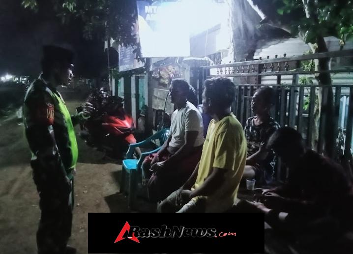 Babinsa Koramil 1608-06/Wawo Himbau Warga Tingkatkan Kewaspadaan dan Kebersamaan