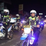 Kapolresta Denpasar Pimpin Patroli Skala Besar, Ratusan Personel Diterjunkan Jaga Kamtibmas dan Cegah Kejahatan Jalanan