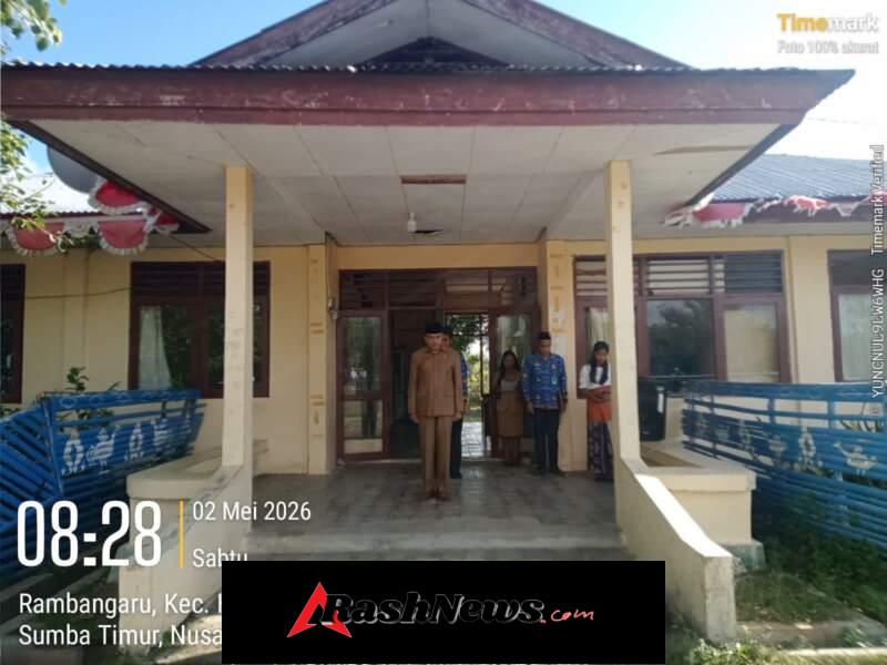 Babinsa Koramil 1601-05/Waingapu Ikuti Upacara Bendera Hardiknas di Haharu