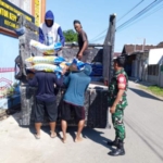 Hadir untuk Rakyat, Babinsa Desa Baru Dampingi Penurunan Bantuan Pangan dari Bulog