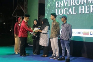 Dandim Didampingi Ketua Persit Dim Sumbawa Hadiri Deklarasi Komitmen Sumbawa Hijau Lestari 2026