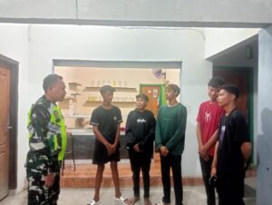 TNI Hadir di Tengah Masyarakat, Koramil Moyo Hilir Pastikan Wilayah Tetap Kondusif