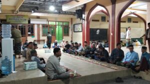 Babinsa Bedulu Kawal Khidmatnya Istighosah 1 Muharam 1448 Hijriah Hadir Berikan Rasa Aman Bagi Jamaah