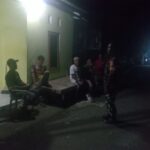 Ciptakan Wilayah Aman dan Tertib, Koramil Moyo Hulu Gelar Patroli Humanis Bersama Warga
