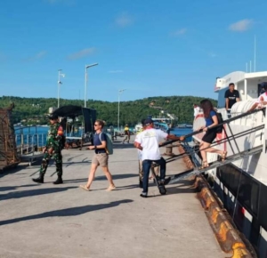 Koramil Nusa Penida Gelar Patroli Dan Pengamanan Pelabuhan, Tingkatkan Keamanan Di Akses Keluar Masuk