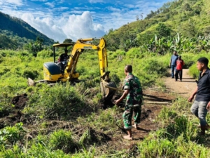 Dandim 1622/Alor Tinjau Langsung Pembangunan Jembatan Strategis di Mainang