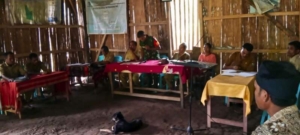 Melalui Rapat Desa, Babinsa Tabundung Ingatkan Pentingnya Menjaga Lahan Pertanian