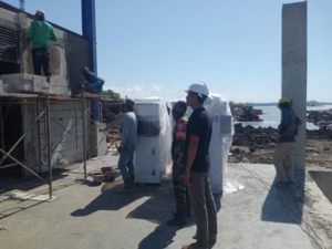Sentra Industri Garam Nasional di Rote Ndao Berjalan Lancar, Babinsa Intensif Lakukan Monitoring