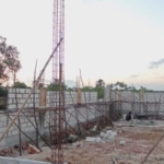 Dukung Pembangunan Desa, Babinsa Batutua Pantau Progres KDKMP Desa Temas