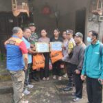 Babinsa 1623-04/Sidemen Wujudkan Kepedulian Sosial dengan Mendampingi Penyaluran Bantuan Kemanusiaan