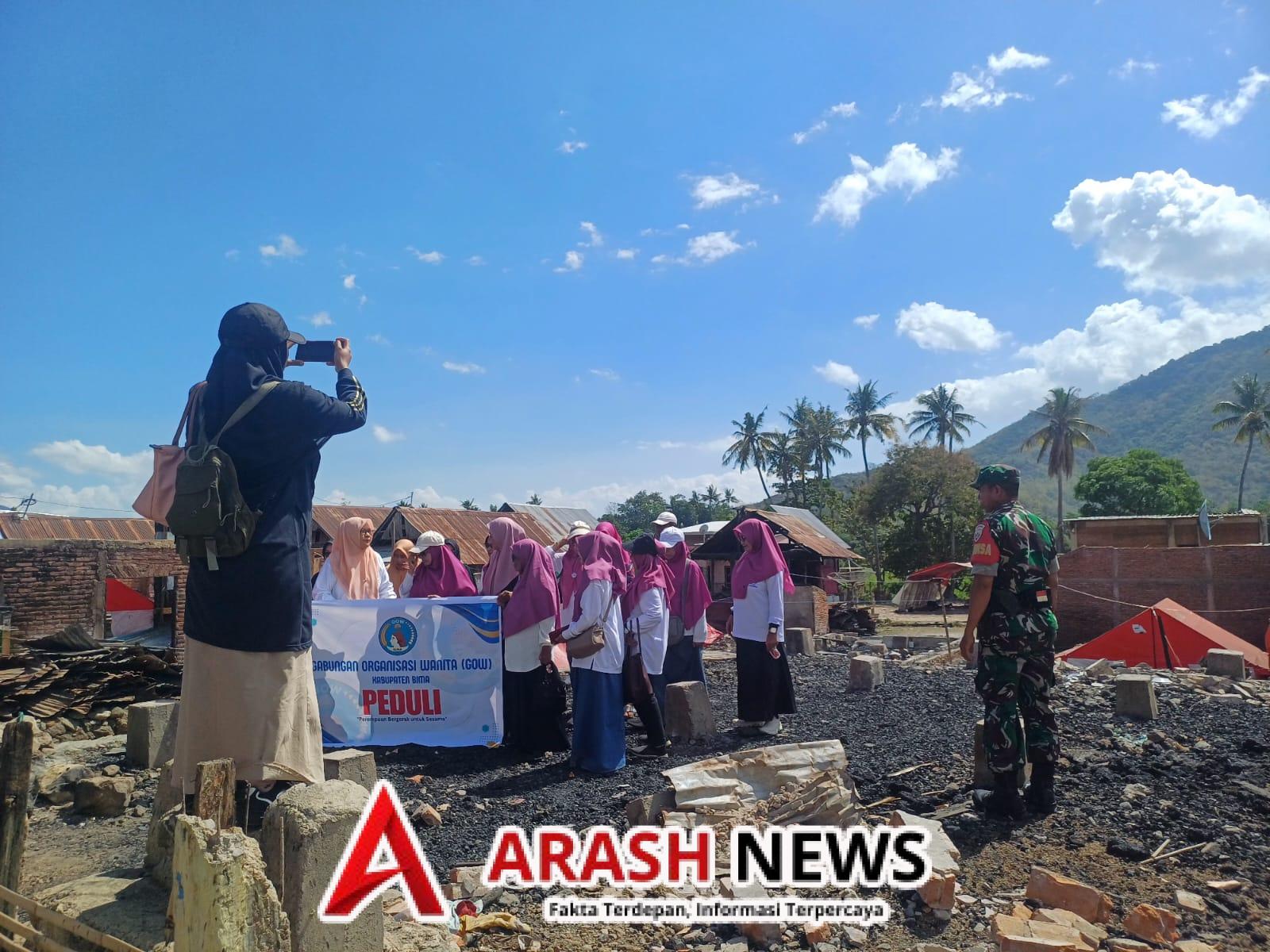 Babinsa Lido Monitoring Penyaluran Bantuan dan Silaturahmi GOW dengan Warga Terdampak Kebakaran