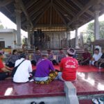 Ditbinmas Polda Bali Berikan Binluh kepada Pecalang Desa Adat Semagung.