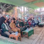 Antusias Masyarakat Tente Ikuti Nobar Piala Dunia di Koramil 1608-04/Woha