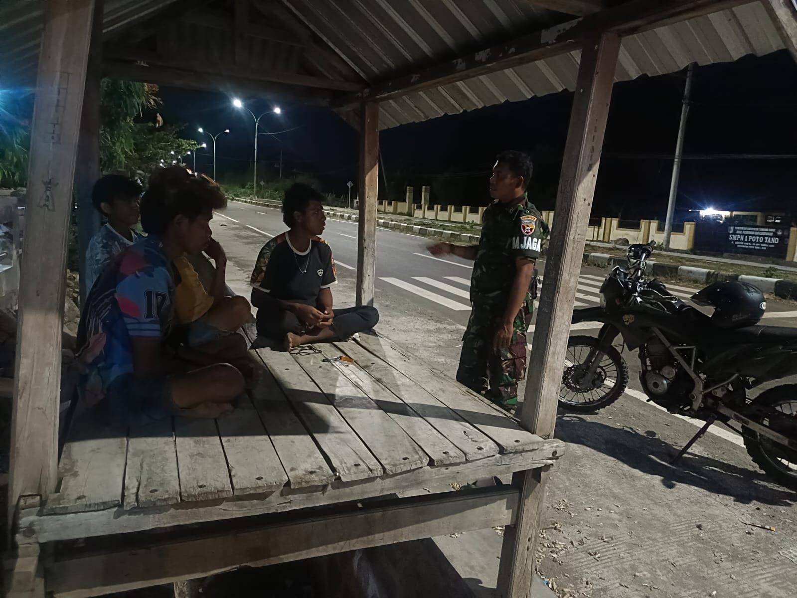 Koramil 1628-04/Poto Tano Intensifkan Patroli Rutin, Wujudkan Lingkungan yang Aman dan Nyaman
