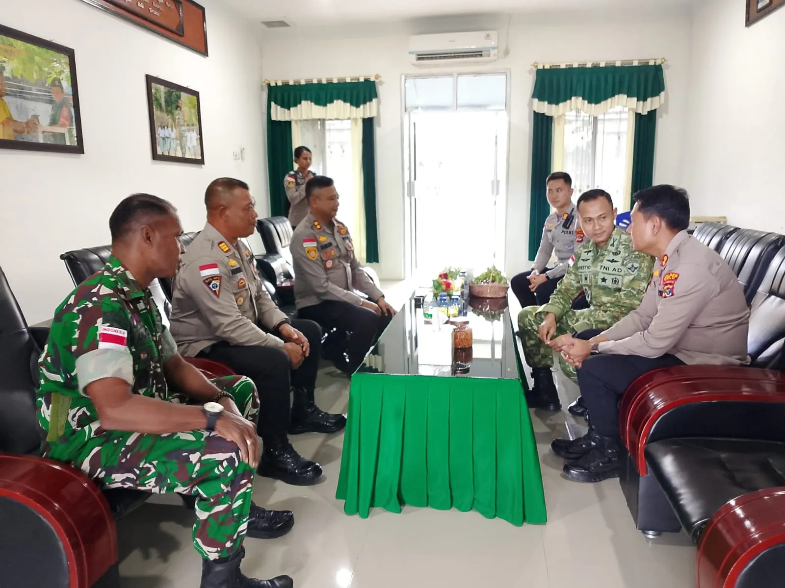 Kompak, Kapolres Belu dan Kapolres Malaka Sambangi Kodim Belu
