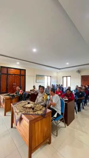 14 Orang Mahasiswa Siap Mengabdi Melalui KKN, Babinsa Nyanglan Pastikan Siap Bersinergi dan Berkontribusi