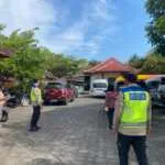 Polsek Selemadeg barat laksanakan pengamanan Ibadah Misa Minggu Umat Kristen di Gereja Sabdajati Selabih